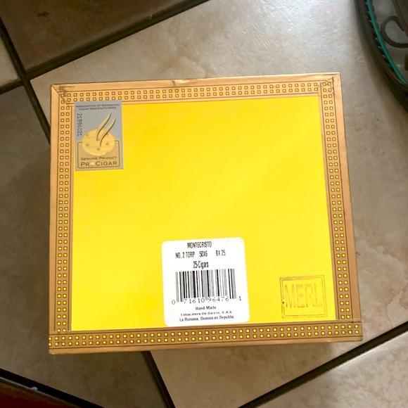 COPY - Montecristo Cigar Box - Picture 4 of 4